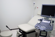 Dra. Thaline Neves Coutinho explica os principais riscos e limitações da ultrassonografia geral, destacando a importância de uma interpretação médica precisa.