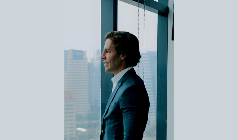 SUS e telecuidado: como a tecnologia amplia o alcance humano na saúde pública — por Ian dos Anjos Cunha.